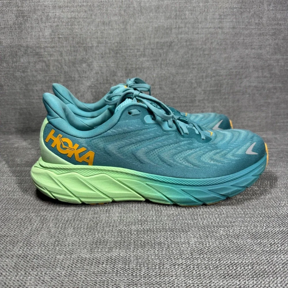 Hoka One One hoka one